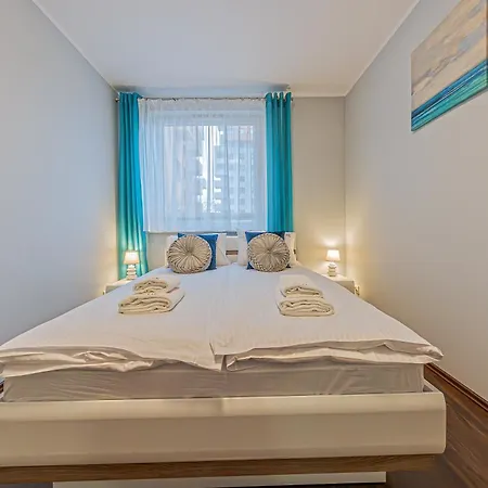 Amber Coast By Oneapartments *